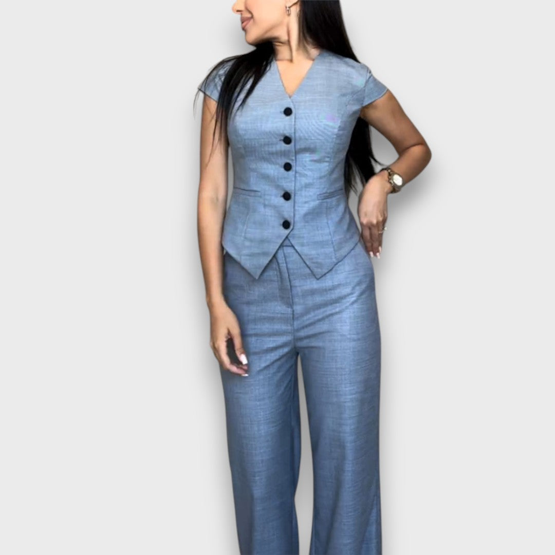 Laura – Elegantes Set mit femininer Silhouette