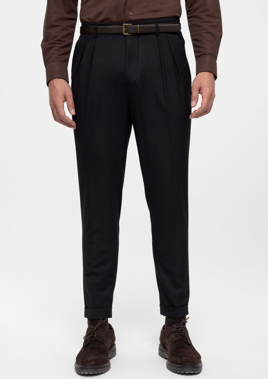 ANTIOCH | Hose mit hoher Taille und braunem Gürtel – Schwarz