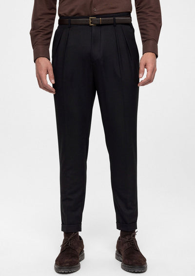 ANTIOCH | Hose mit hoher Taille und braunem Gürtel – Schwarz