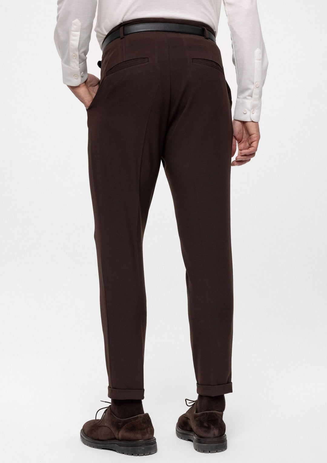 ANTIOCH | Hose mit hoher Taille und schwarzem Gürtel – Braun