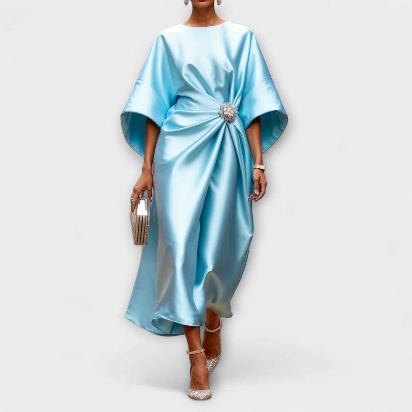 Elayna – Satin-Abendkleid mit gefaltetem Ausschnitt