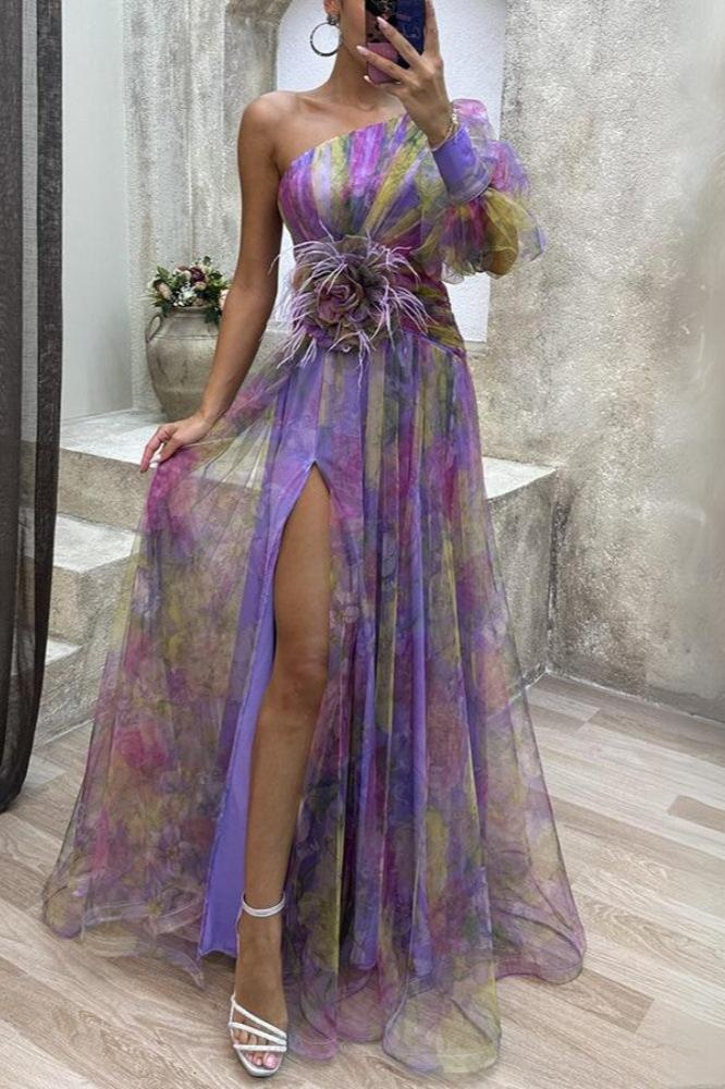 Kayla - Elegantes asymmetrisches Maxikleid mit Blumendessin für einen sophistizierten Stil