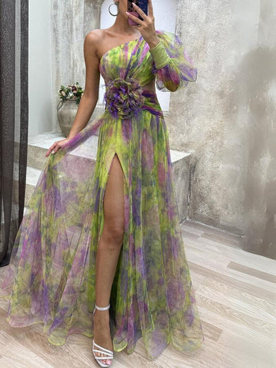 Kayla - Elegantes asymmetrisches Maxikleid mit Blumendessin für einen sophistizierten Stil