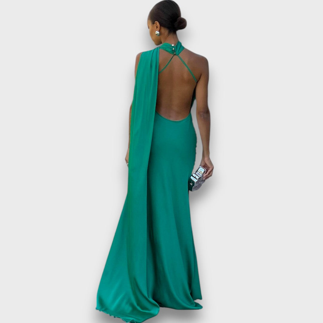 Feana – Satinkleid mit Cape-Detail