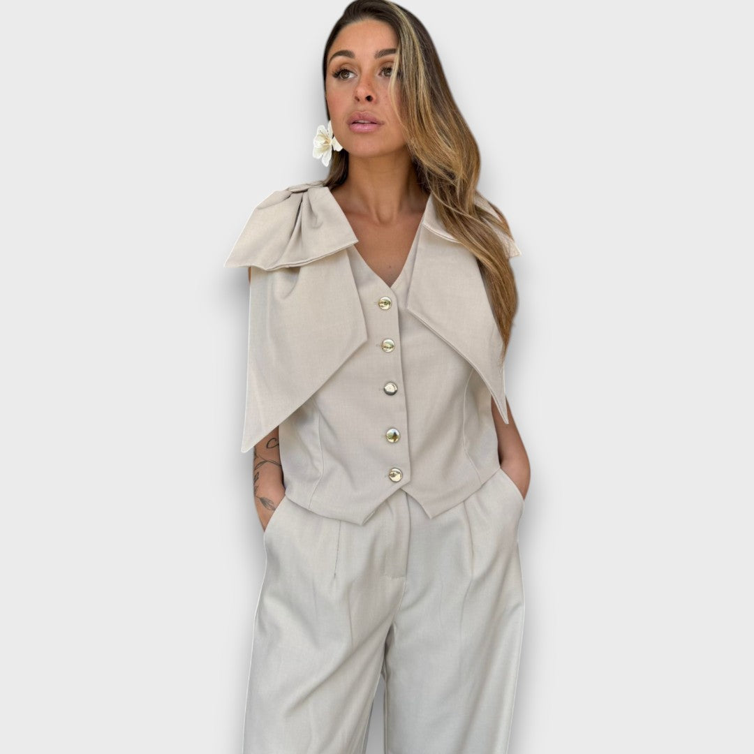 Madine – Set mit Schleifenweste und weiter Hose