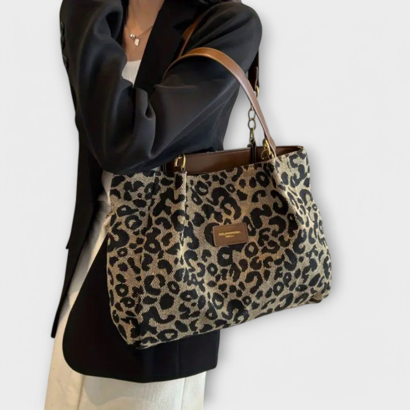 Emma Fioretti – Leopard Canvas Tote