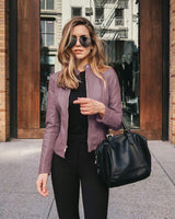 Hellviolett