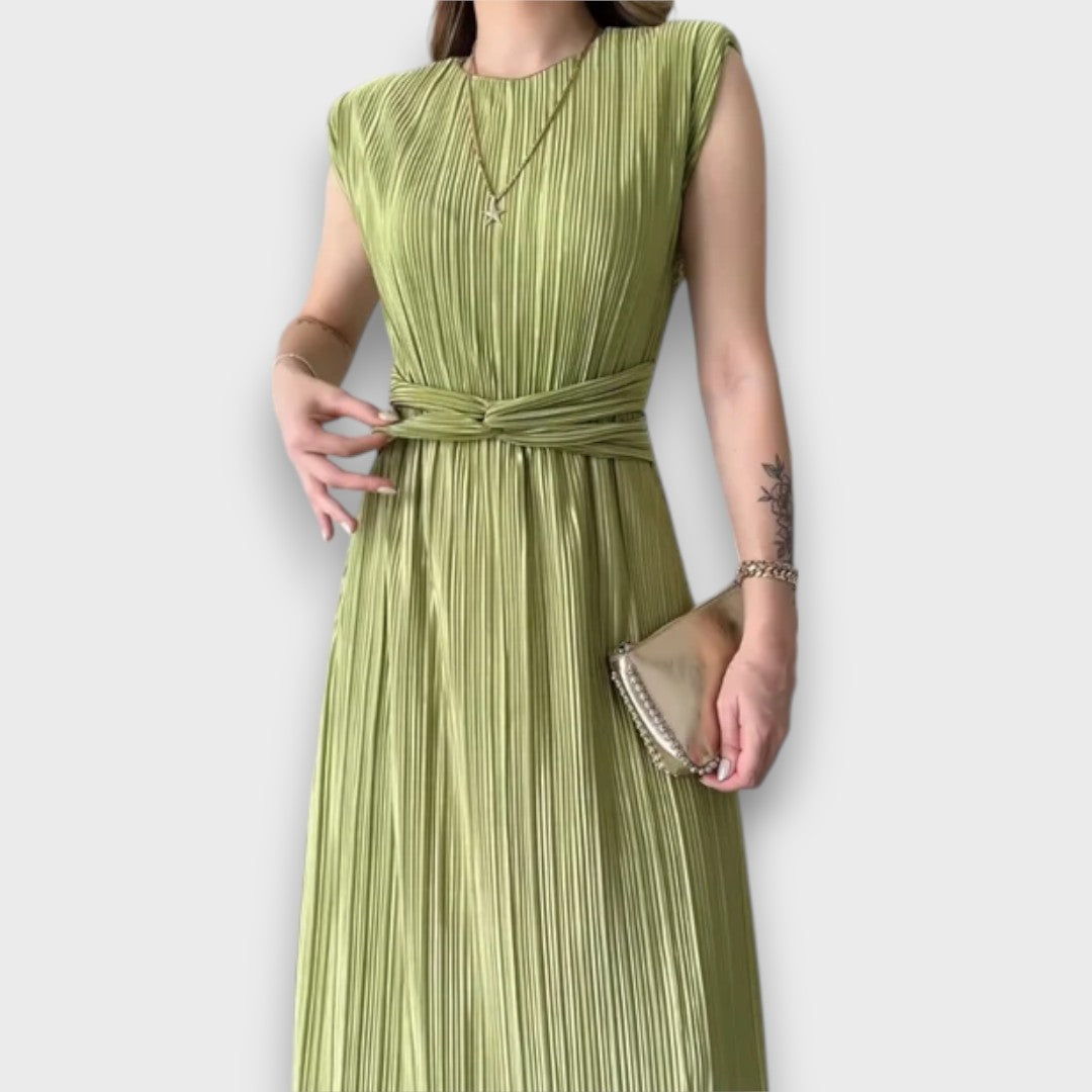 Nirelle – Plissiertes Midikleid mit Taillendetail