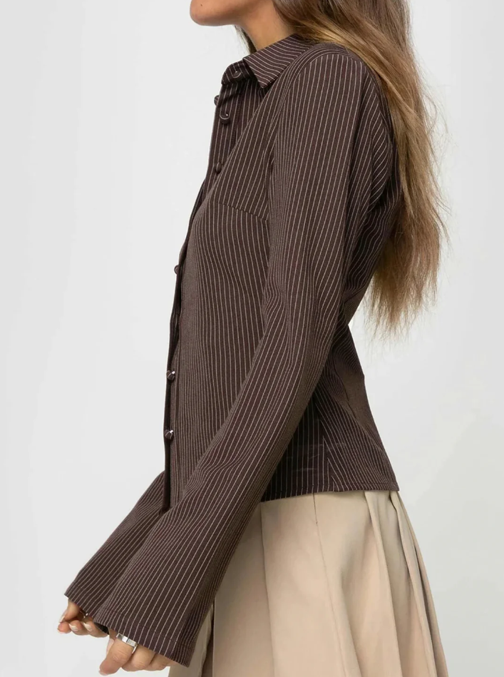 VERONICA | Retro-Ärmel mit Knöpfen und Vintage-Charme