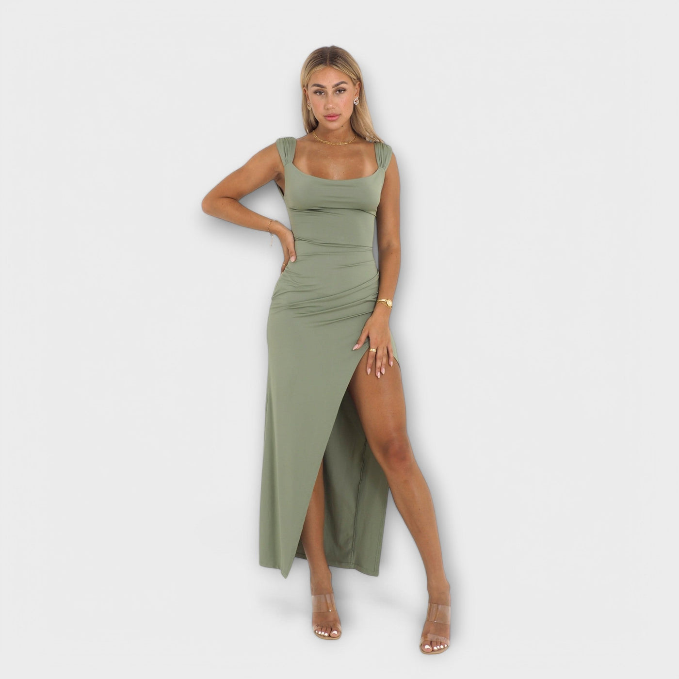 Seraphina – Figurbetontes Maxikleid mit Schlitz