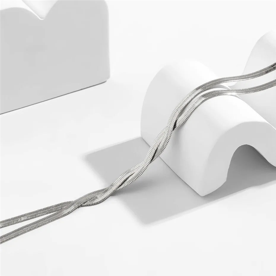 Flaira – Verstellbare Schlangenkette in Goldoptik