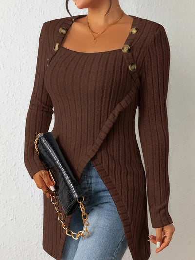 Julia | Asymmetrisches Ripp-Top mit stilvollen Knöpfen