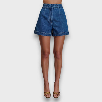 Marvette – Feminines Jeans-Set mit strukturierter Silhouette