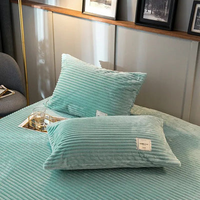 Velvet WarmNest | Ultraweicher Samt-Bettbezug für königlichen Schlaf