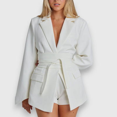 Jarela – Blazer mit Gürtel