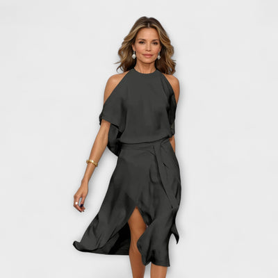 Nivelle – Asymmetrisches Kleid mit fließender Silhouette