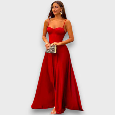 Victoria – Langes Kleid mit Rückenschnürung und Schlitz