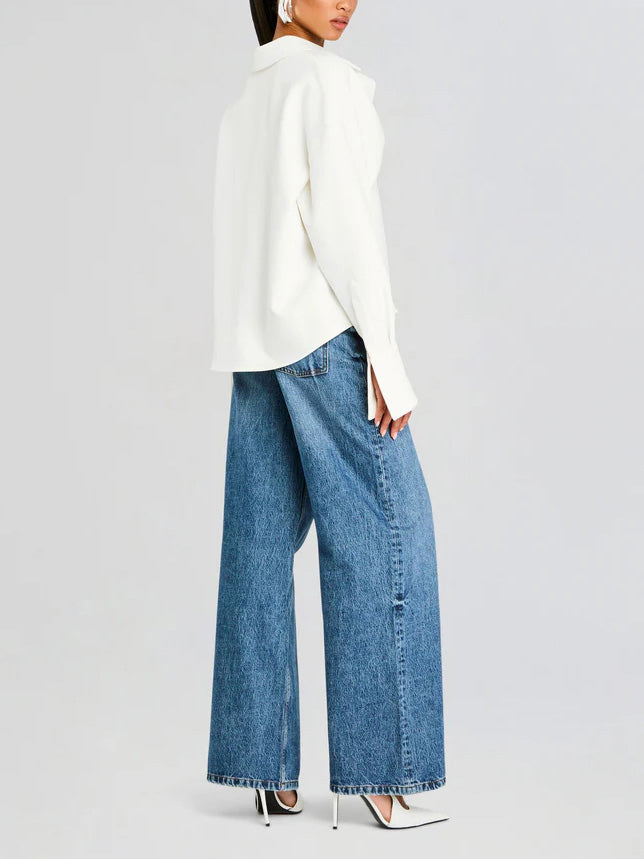 Celene – Strukturbluse mit modernem Twist