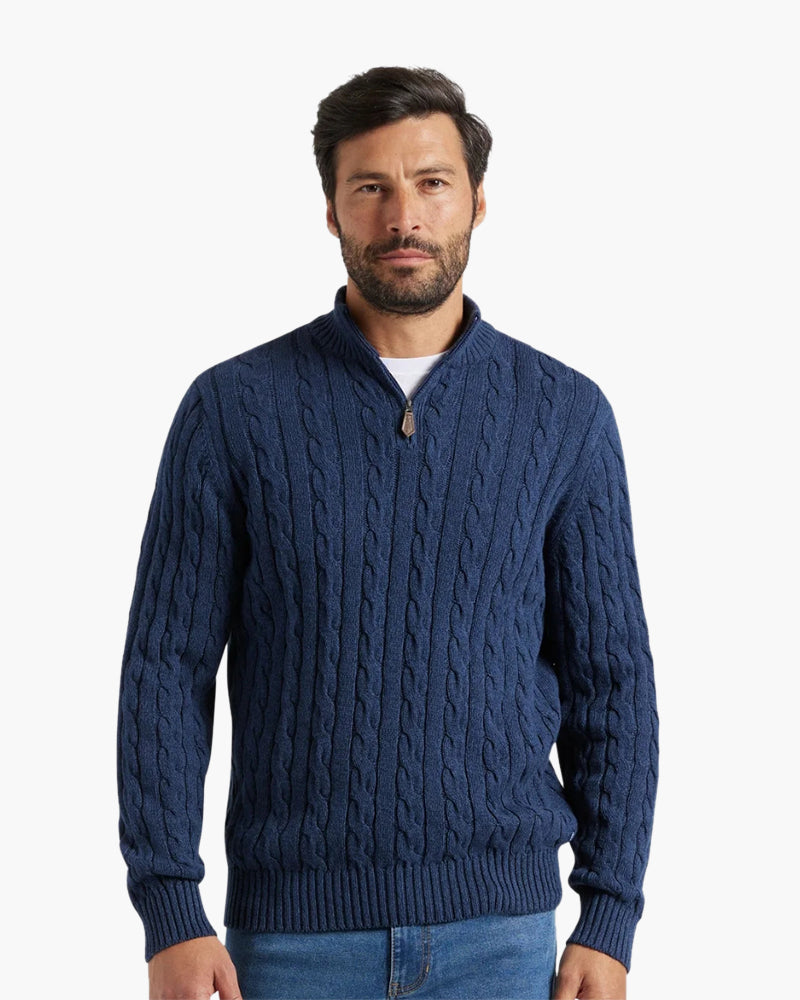Carson |  Marineblau Zopfmuster-Pullover 3-teiliges Set mit hose & Wildleder-Loafer