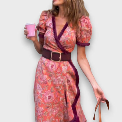 Evelyn – Feminines Wickelkleid mit Puffärmeln