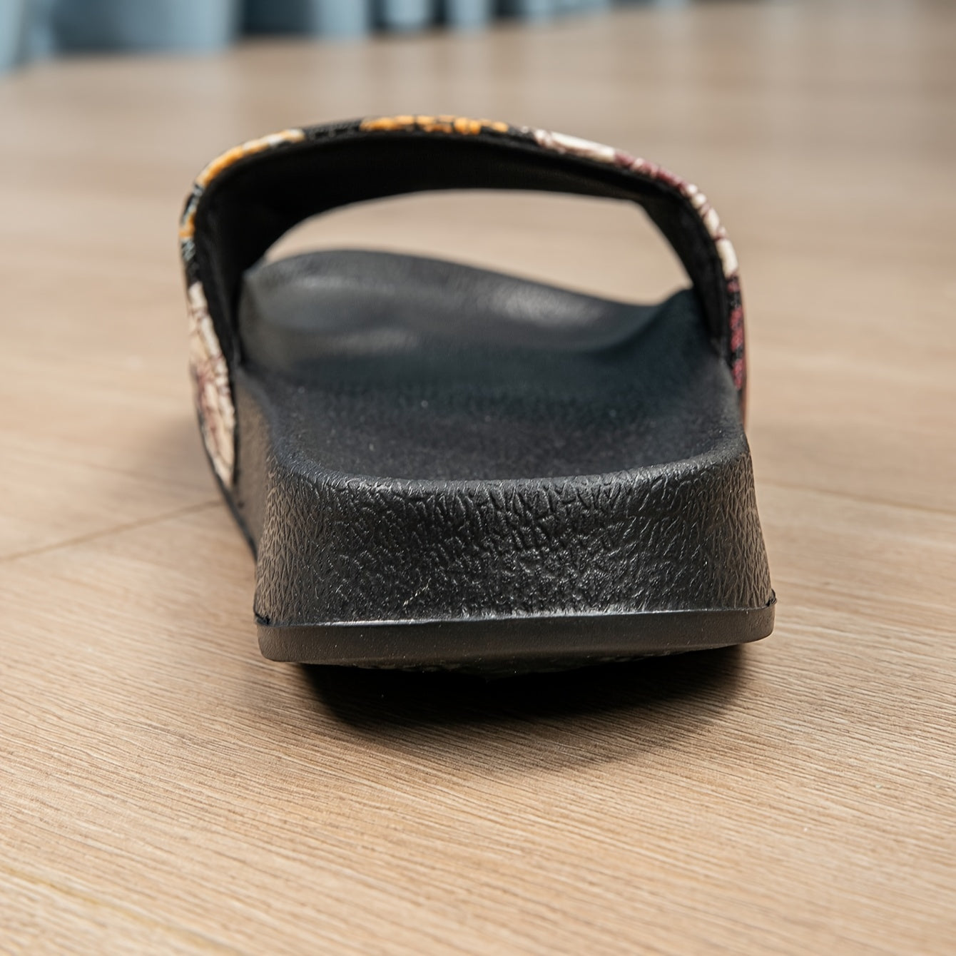 Damen Sommer Hausschuhe – Weiche EVA-Sohle, Bequeme Slipper mit Blumendruck