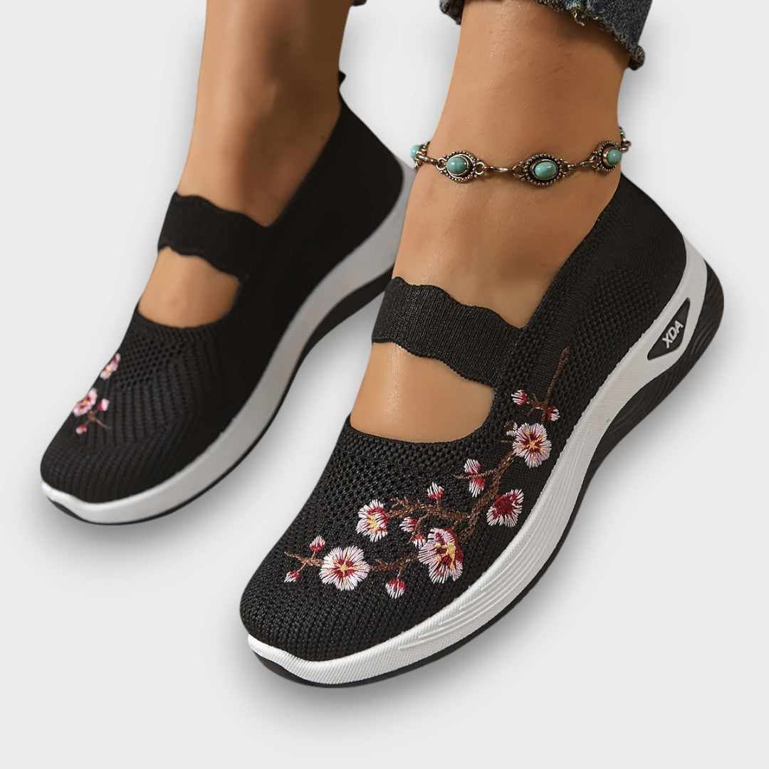 Averina – Femininer Komfort-Sneaker mit Stickerei