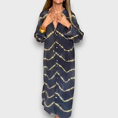 Mirari – Boho Maxikleid mit fließender Tie-Dye Eleganz