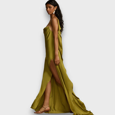 Aurelia – Satinkleid mit offenem Rücken