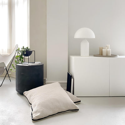 Lampenraum Tischlampe im modernen Stil