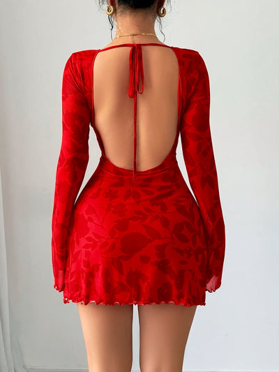 Rotes Blumen-Minikleid – Rückenfrei, V-Ausschnitt, Bindeärmel, elegant & sexy