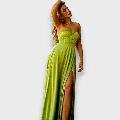 Victoria – Schulterfreies Abendkleid mit Rückenschnürung