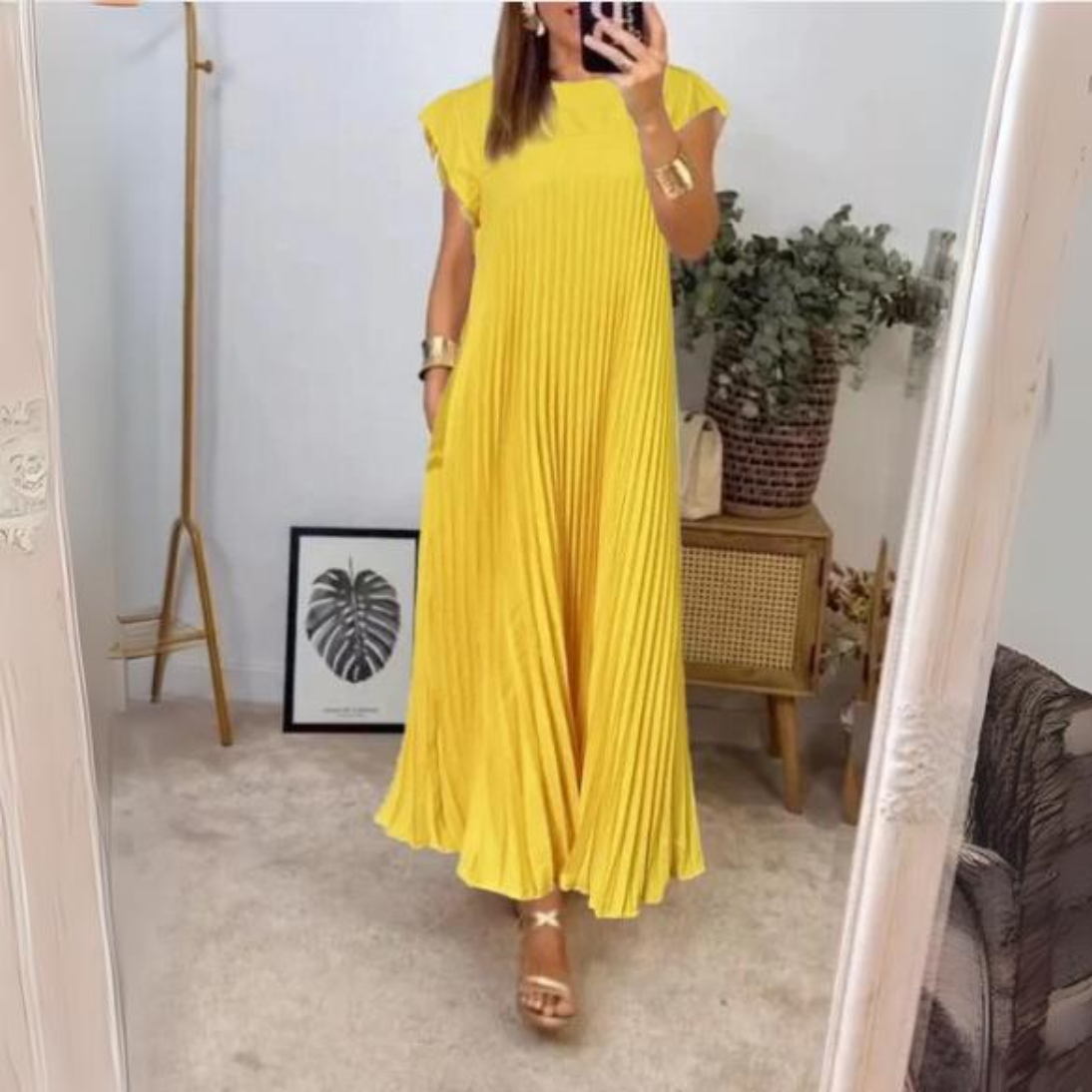Seline® | Leichte und erfrischende Plissée-Robe für einen eleganten und bequemen Look