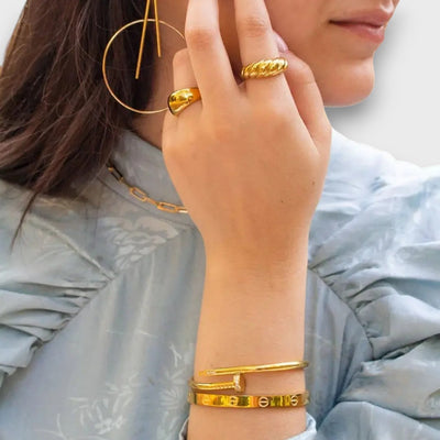 Etern – Armreif mit ikonischem Design