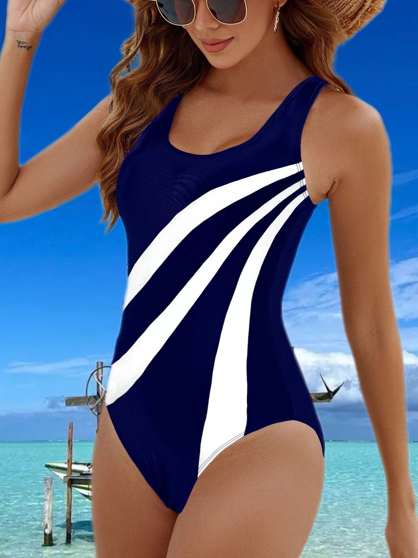 Sommer Badeanzug – Rundhalsausschnitt & Dehnbar – Sportliche Damen-Bademode
