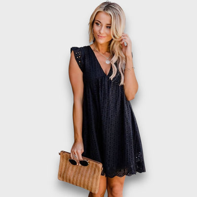 Dareva – Feminines Kleid mit Lochspitze