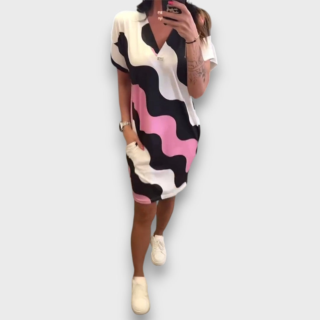 Mirely – Sommerkleid mit Wellenprint und V-Ausschnitt