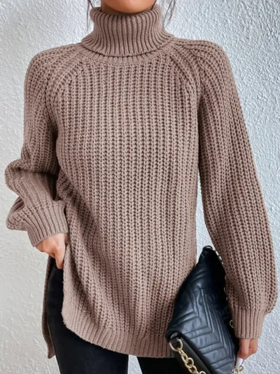 Helena | Rollkragenpullover mit geteiltem Saum und Raglanärmeln