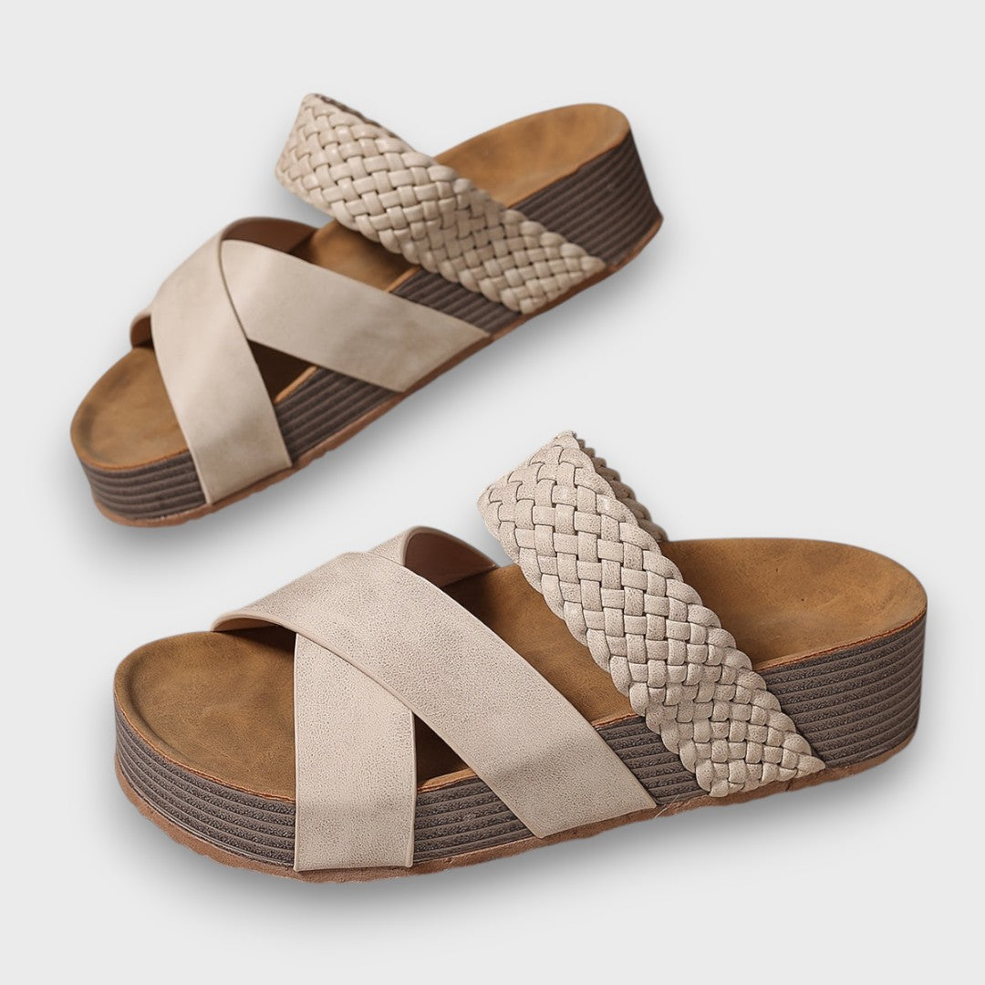 Malika – Sommerliche Komfort-Sandalen mit geflochtenem Akzent