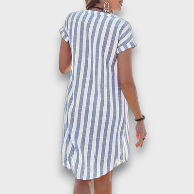 Martine – Gestreiftes Hemdblusenkleid mit Leichtigkeit