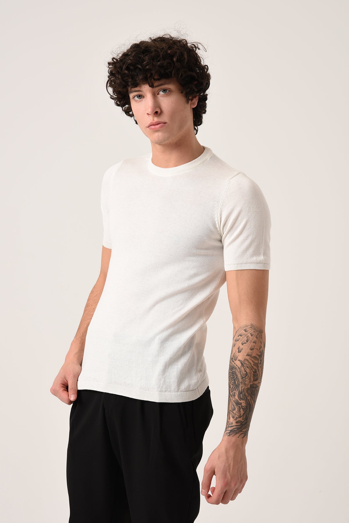 ANTIOCH | T-shirt Basic – Ecru