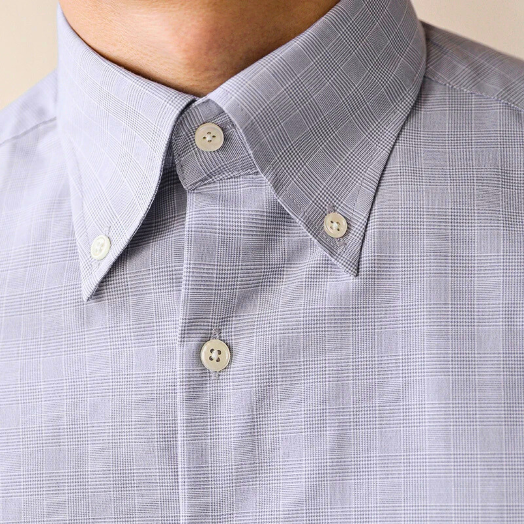 Gestreiftes Herrenhemd - Elegant & Businesstauglich