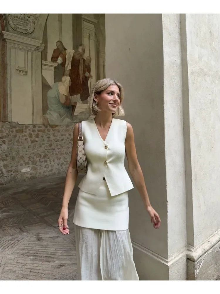 Ärmellose Damen-Strickweste mit Knopf-Front