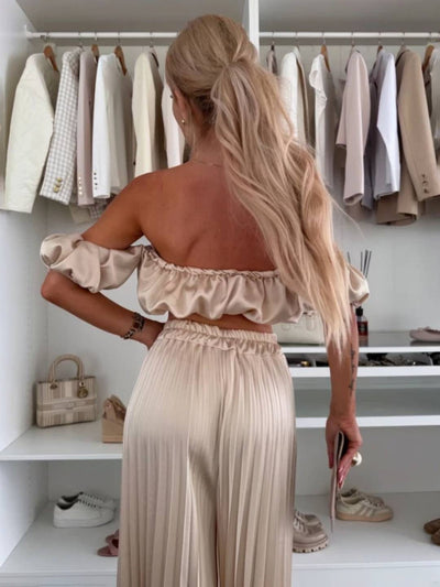 Araceli | Zweiteiliges Set mit Plisseehose und schulterfreiem Oberteil
