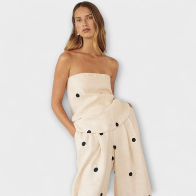 Milana – Gepunktetes Set mit schulterfreiem Oberteil