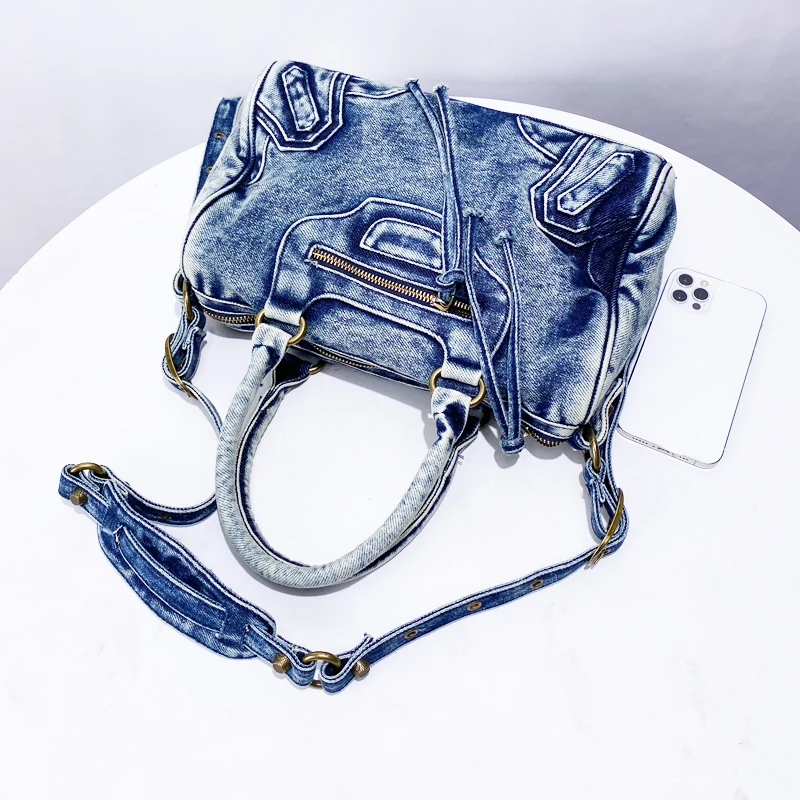 Everly Denim Crossbody Tasche mit verstellbarem Gurt und Reißfach