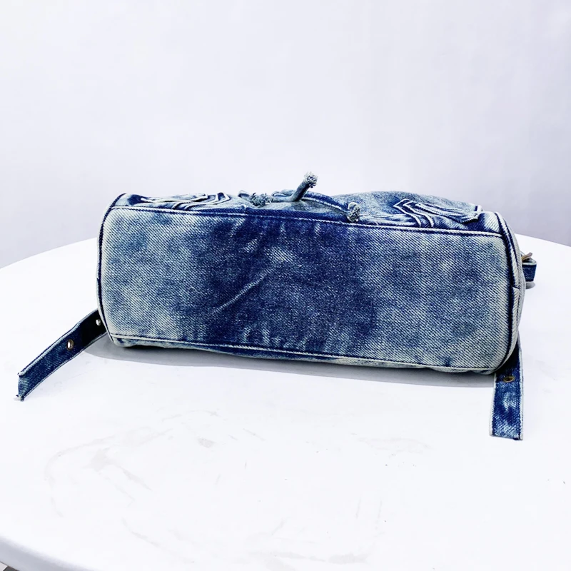 Everly Denim Crossbody Tasche mit verstellbarem Gurt und Reißfach