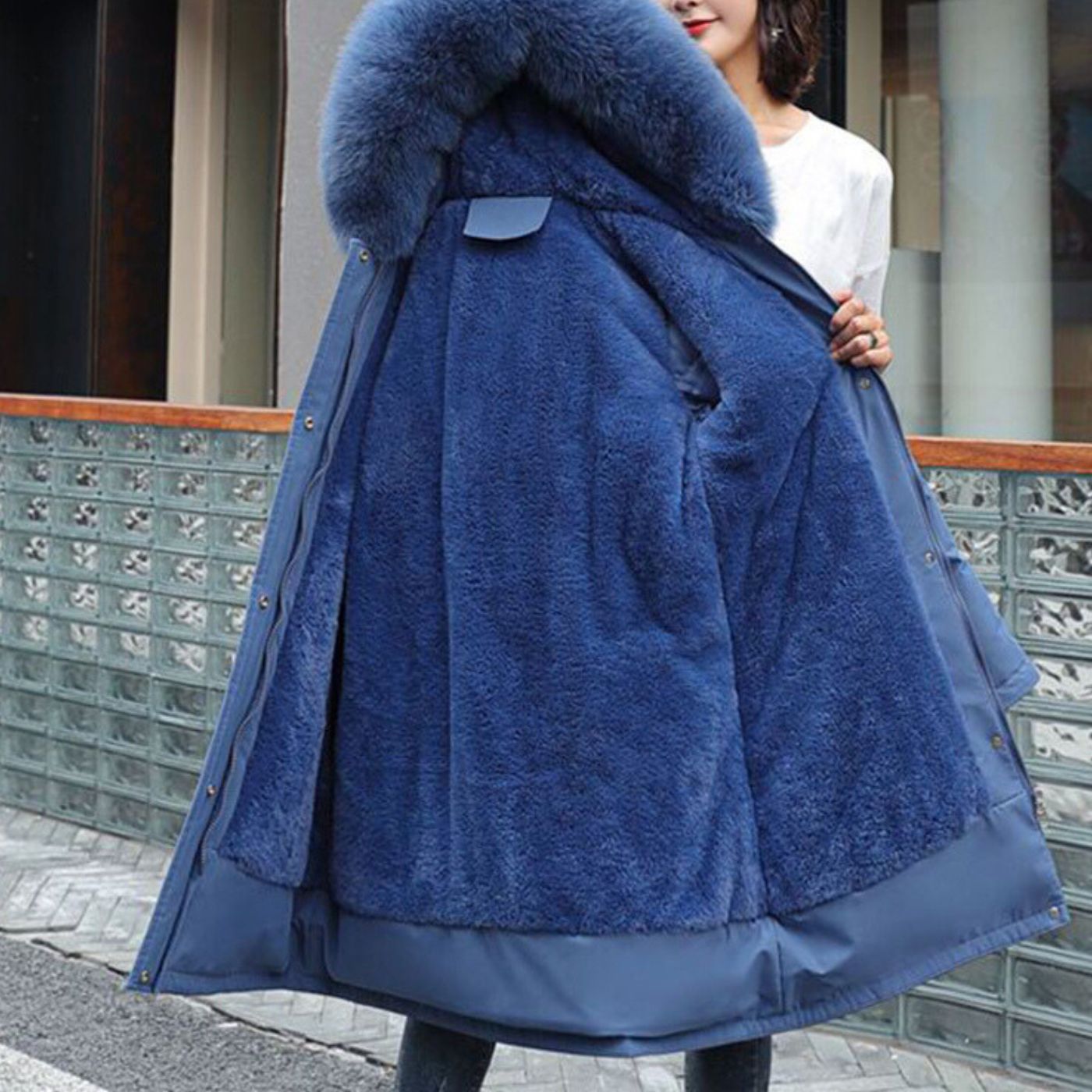 Jasmin™ - Gemütlicher Wintermantel mit Fellkapuze