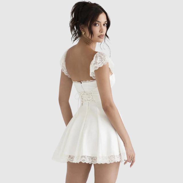 Kira | Viereck Ausschnitt mit Spitze Mini Dress