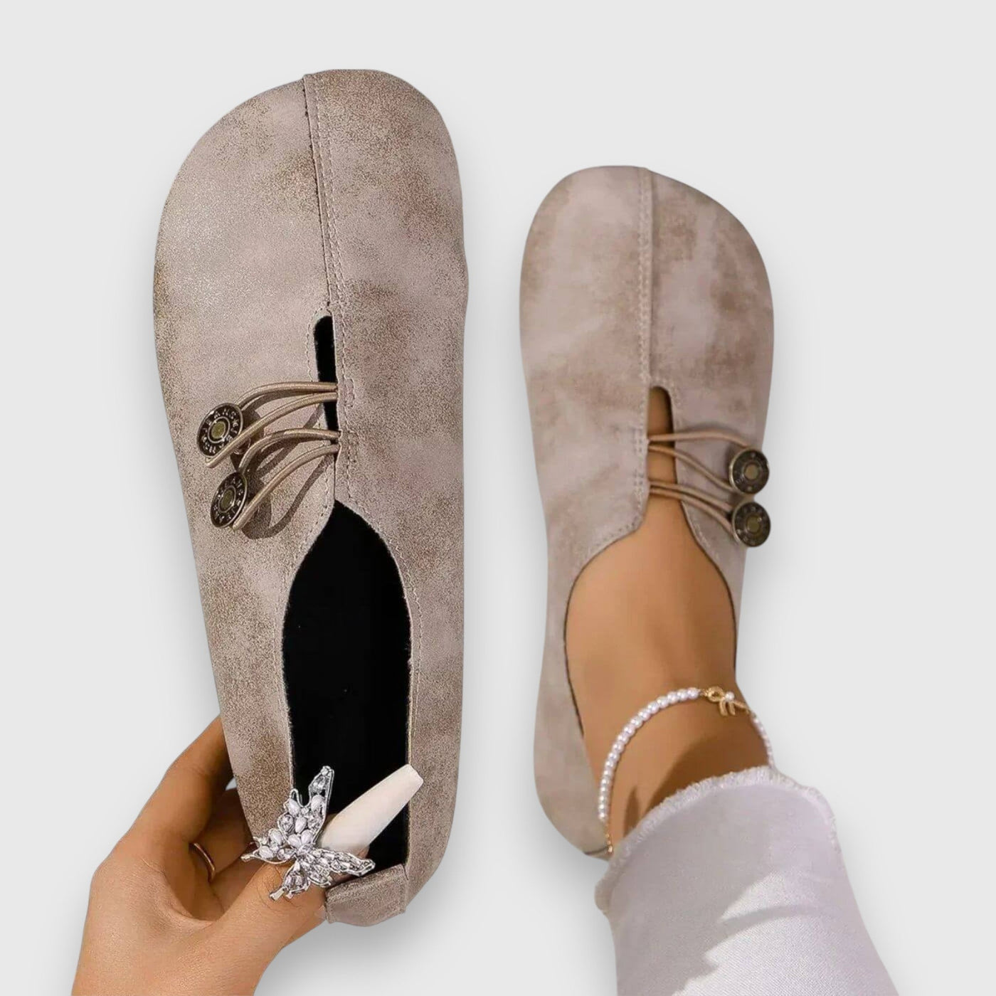Mira – Weiche Slipper mit Vintage-Knopfdetail