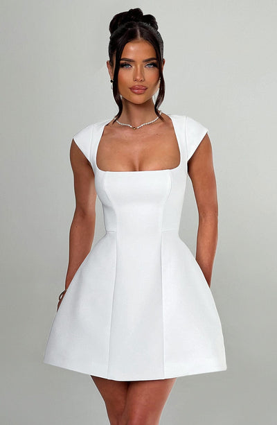 Nicole | Stilvolles elfenbeinfarbenes Minikleid